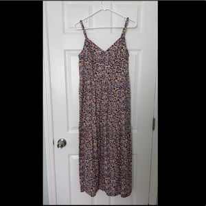 Maxi dress with pockets